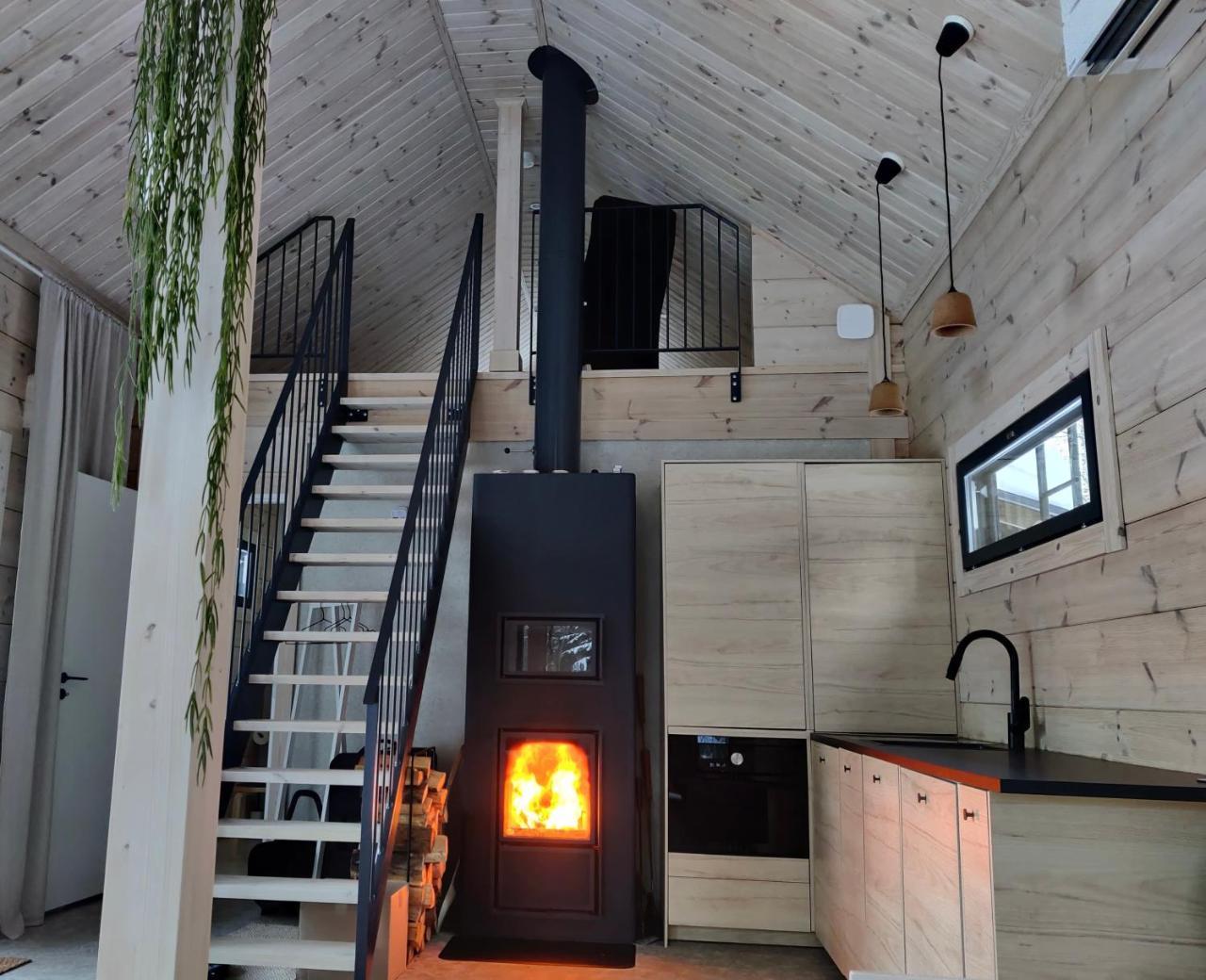 Moderni vierasmökki — 4-Star Luxury Hotel in Mikkeli, Finland