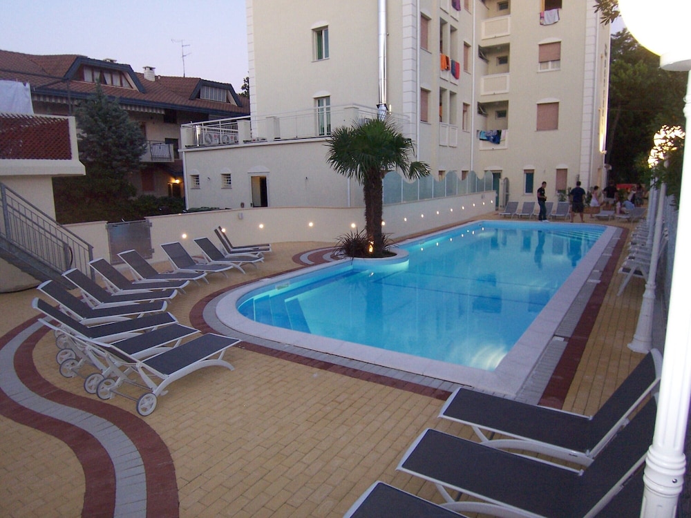 Hotel San Carlo — Cesenatico