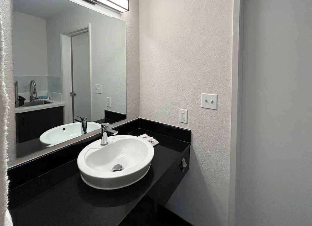 Studio 6 San Diego Ca Hotel Circle Mission Valley - photo 14