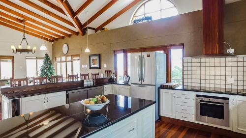 Knysna Pearl View Guest House — 4-Star Luxury Hotel in Knysna, South Africa