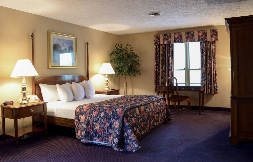 Split Rock Resort - photo 21