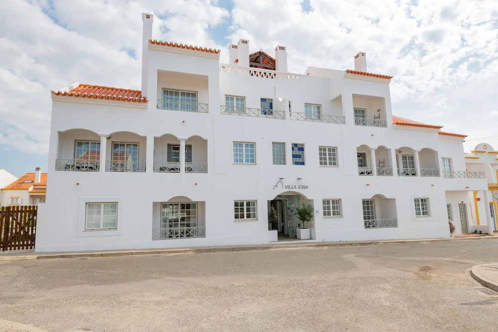 Villa Eira — 4-Star Luxury Hotel in Vila Nova De Milfontes, Portugal