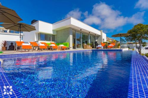 Villa Ares by Abahana Villas — 4-Star Luxury Hotel in Benitachell, Spain