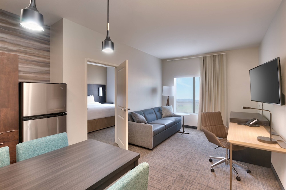 Residence Inn by Marriott Phoenix West Avondale - photo 12