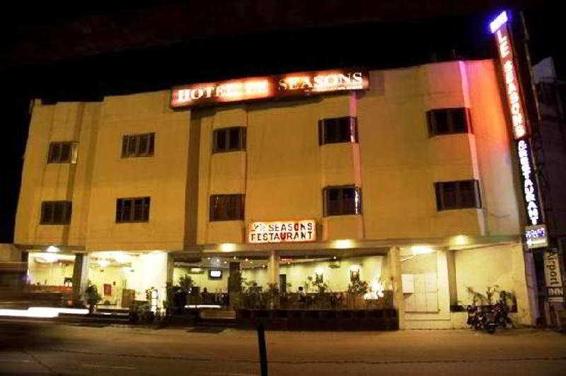 Le Seasons - last minute hotel in New Delhi