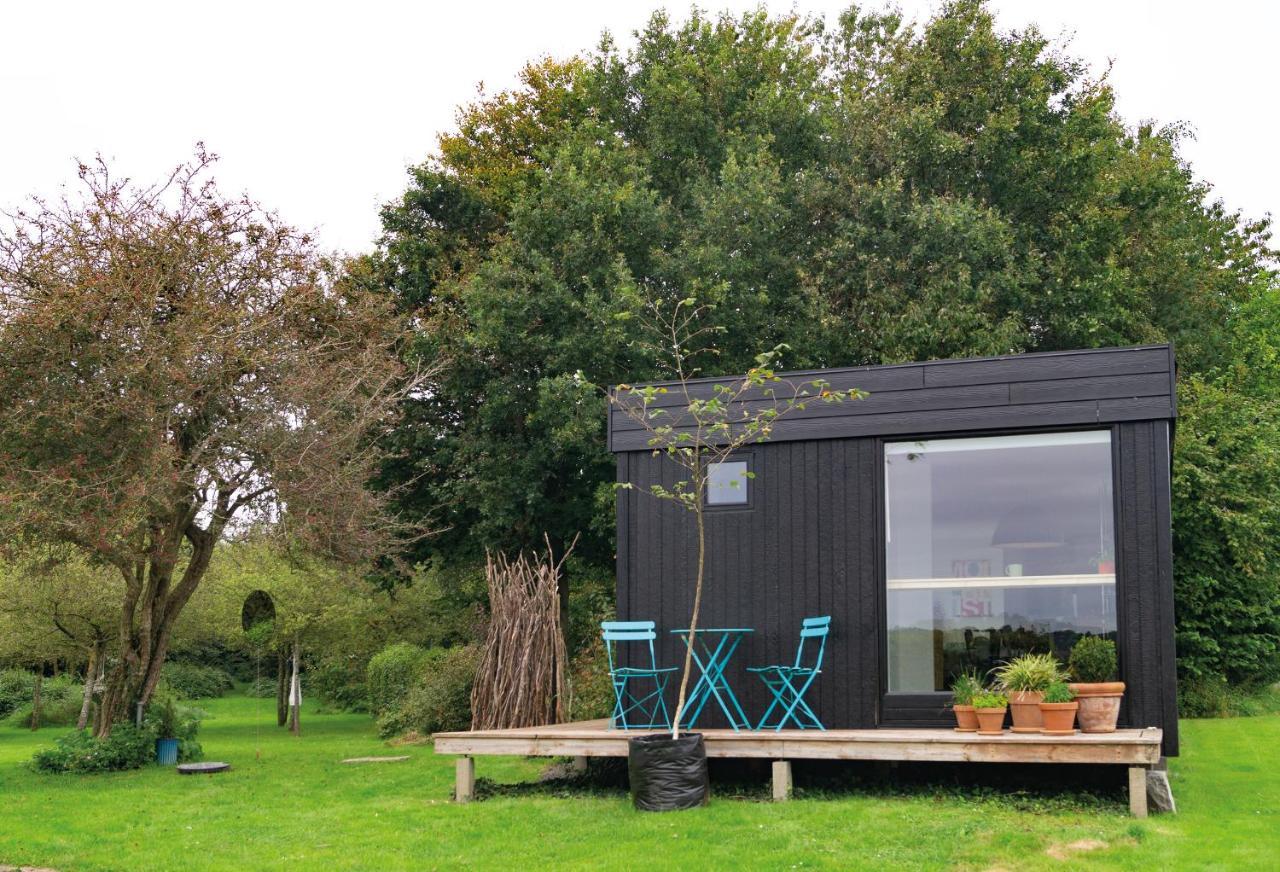 Bihytten in Unknown City, Denmark