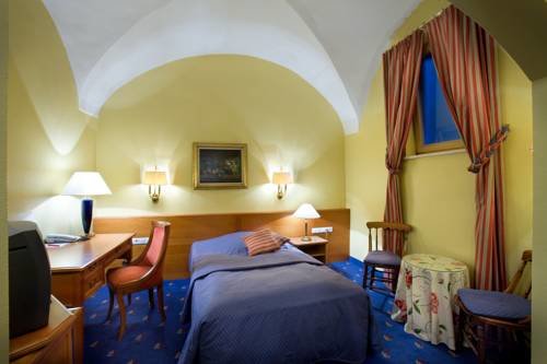 Hotel Goldene Sonne — Landshut — photo 4