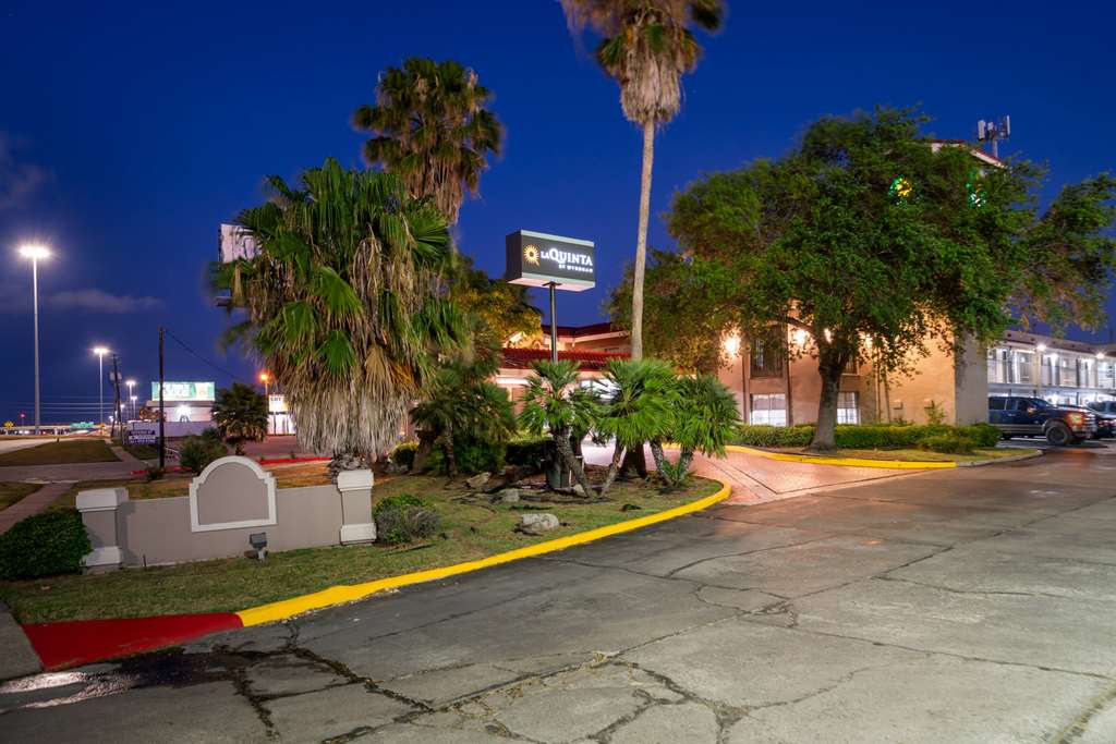La Quinta Inn by Wyndham Corpus Christi North - photo 9