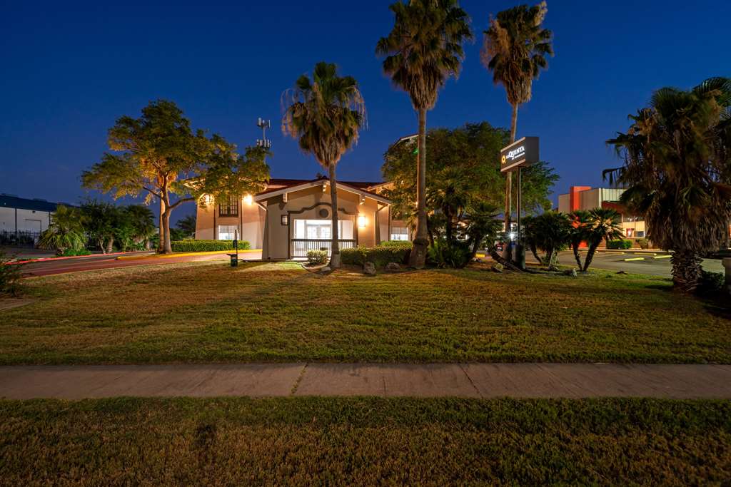 La Quinta Inn by Wyndham Corpus Christi North - photo 39