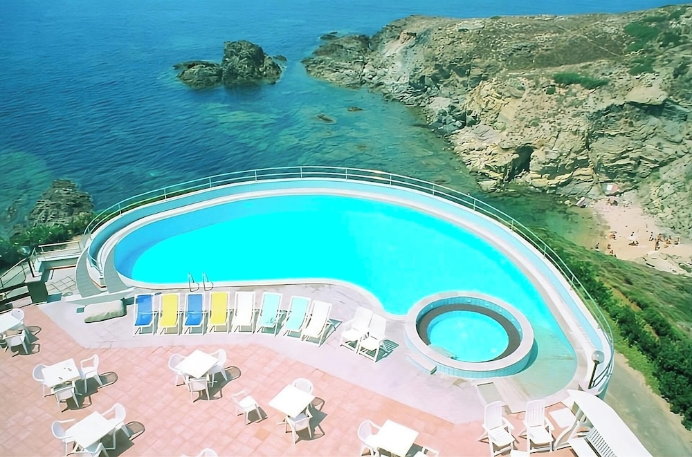 Hotel La Caletta — Arbus