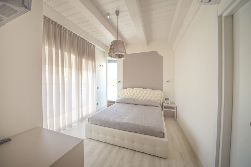 Hotel Leonardo — Cesenatico