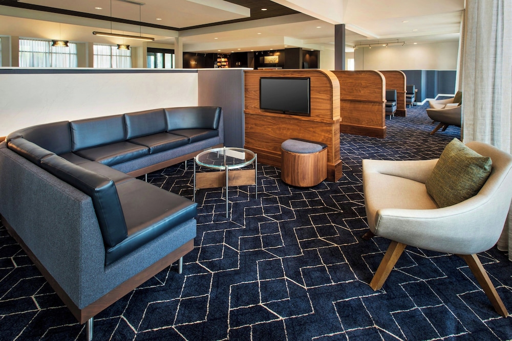 Courtyard by Marriott Philadelphia Devon Villanova - photo 25