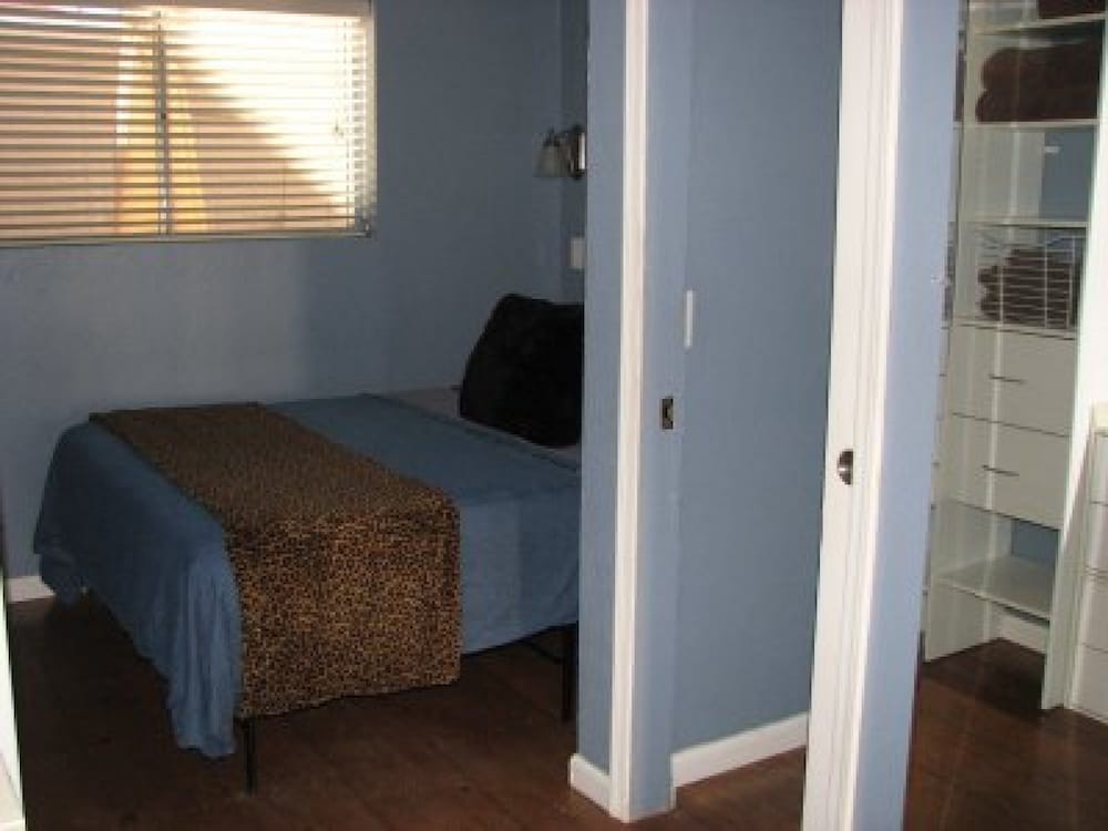 Cottonwood Hotel - photo 11