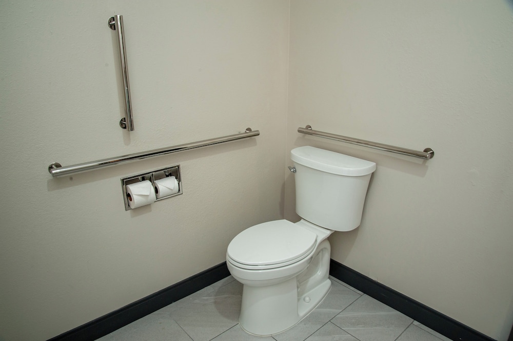 Holiday Inn Express Airport Tucson by IHG - photo 41