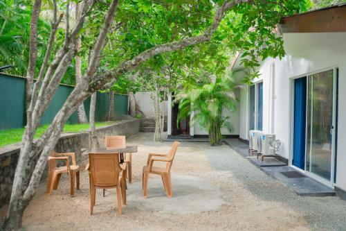 Araliya Villa Hikkaduwa — 4-Star Luxury Hotel in Hikkaduwa, Sri Lanka