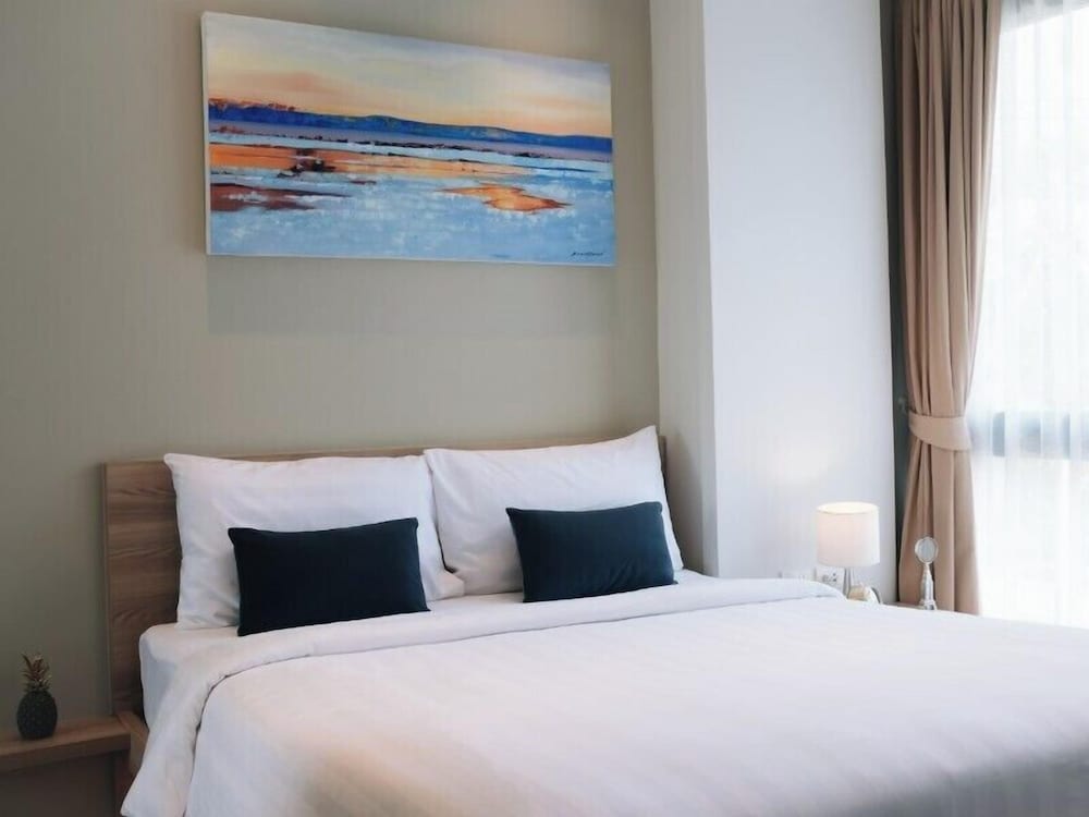 Solara Stays Phuket — 4-Star Luxury Hotel in Phuket, Thailand