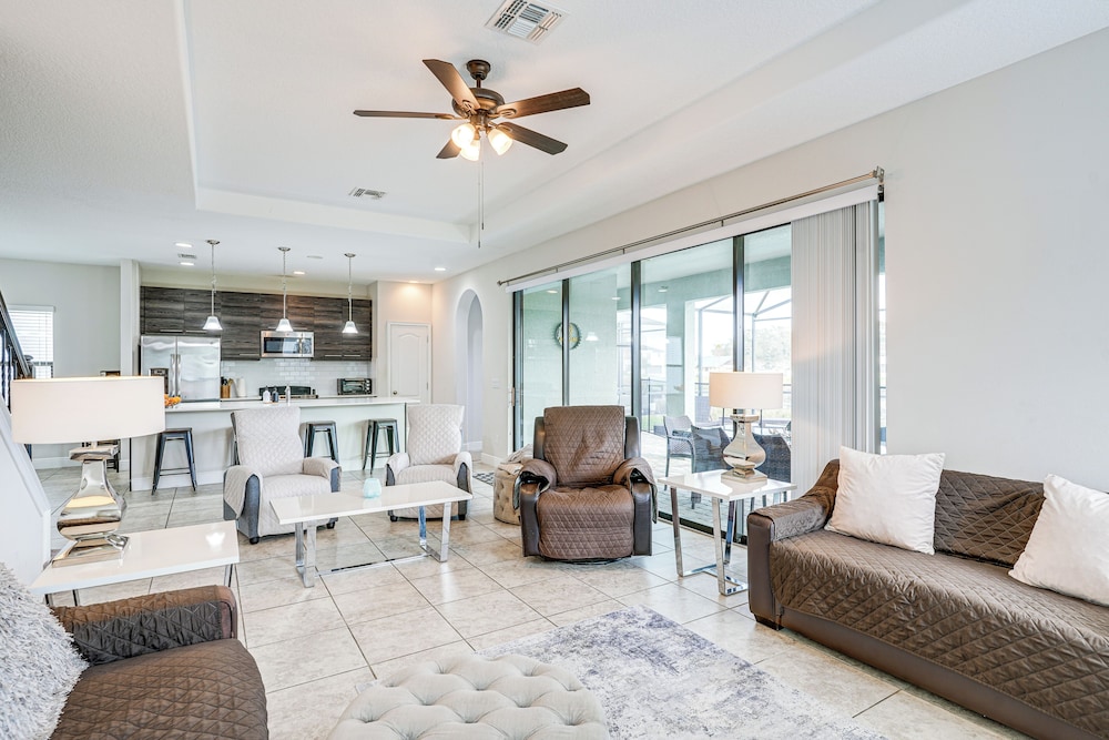 Resort Home in Haines City Screened Lanai Pool - featured photo
