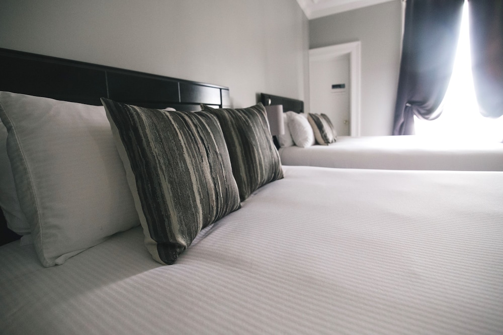 The Continental Hotel - photo 6
