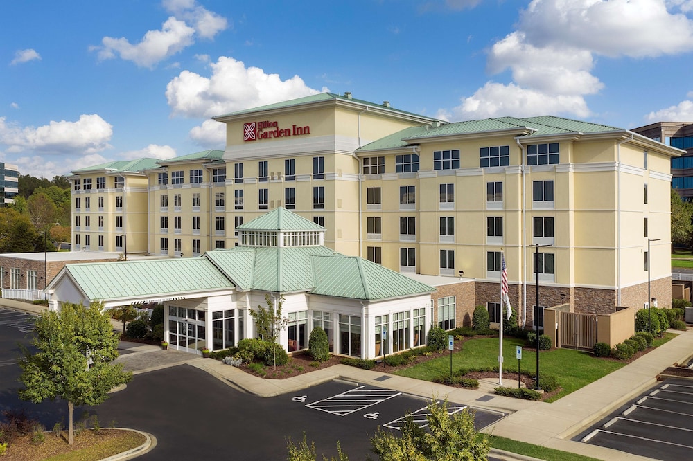 Hilton Garden Inn Charlotte Airport - featured photo