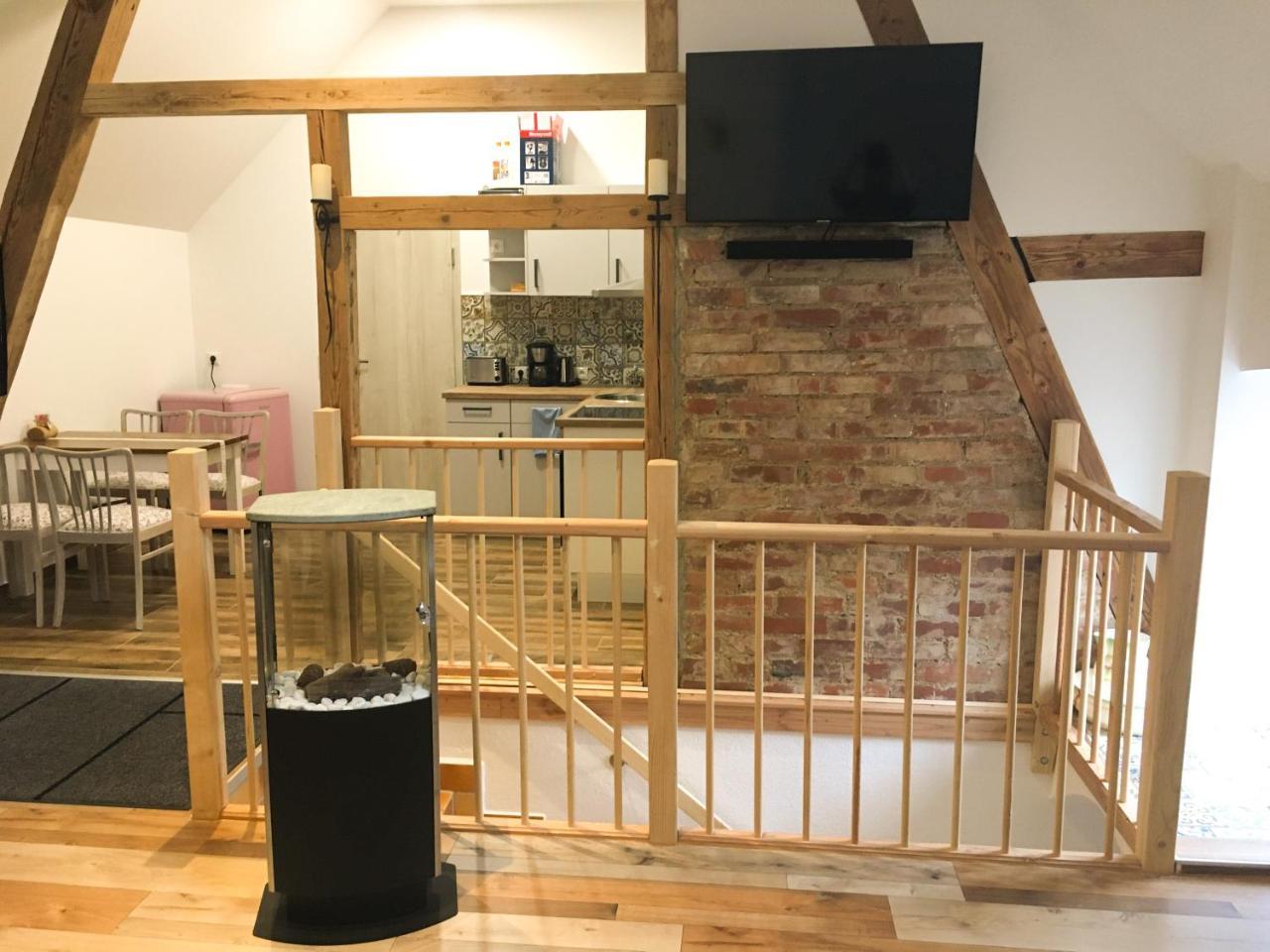 Zschampert Hof bei Leipzig Ruhige Ferienwohnung Bauernhof für 4 5 Personen — 4-Star Luxury Hotel in Markranstaedt, Germany