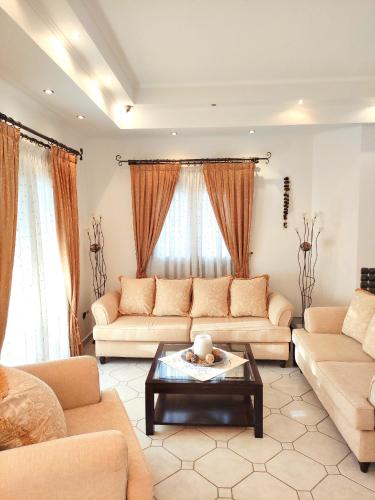 Anastasiou Home in central crossroad — 4-Star Luxury Hotel in Parga, Greece