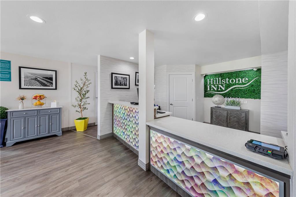 Hillstone Inn Tulare an Ascend Collection Hotel - photo 13