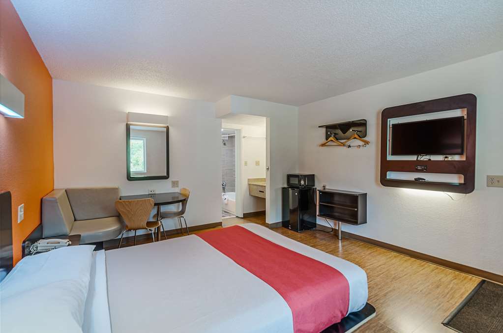Motel 6 Winchester VA - photo 14