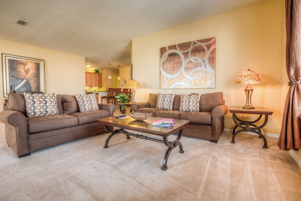 Safari Breeze — 4-Star Luxury Hotel in Orlando, United States