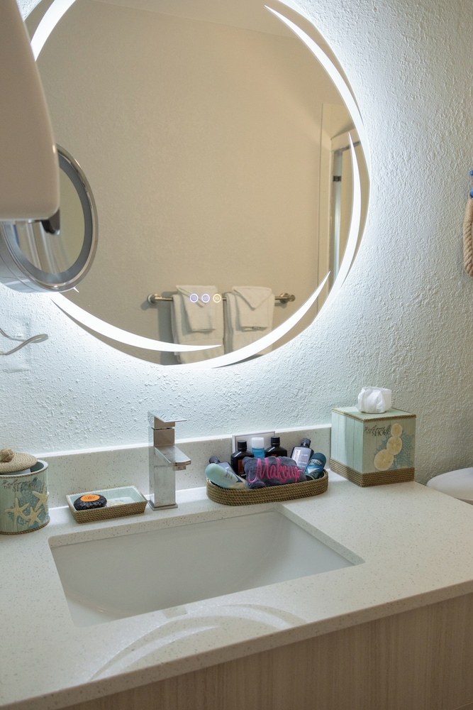 Ocean Sands Beach Boutique Inn Stay At the Beach - photo 58