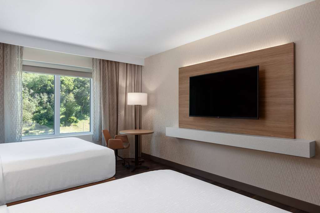Wyndham Garden Redwood Valley Ukiah - photo 19
