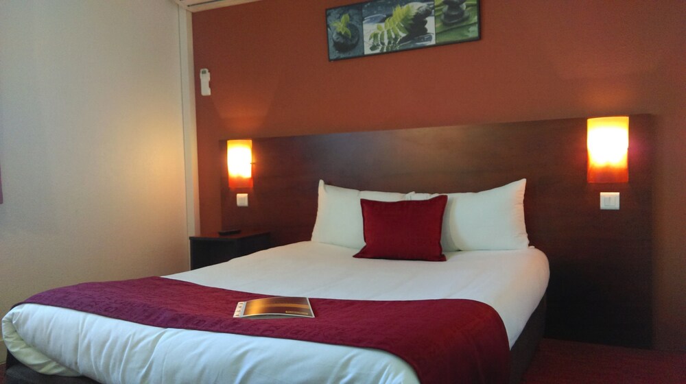 Initial by Balladins Lyon Villefranche sur Saône in Villefranche-Sur-Saone, France