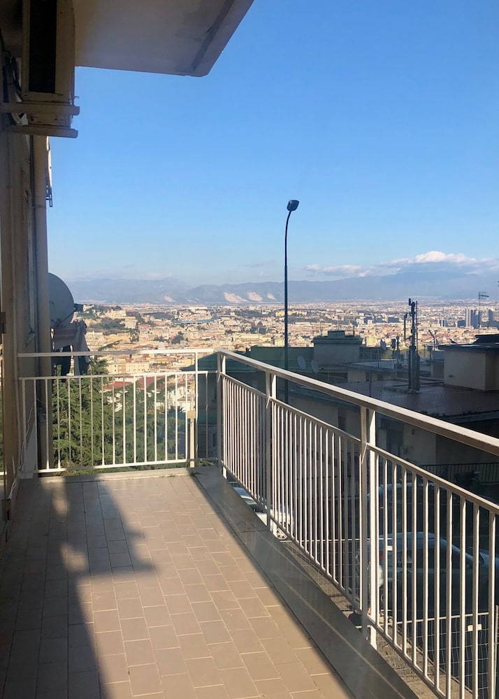 Le Stanze di Raffaello - carbon neutral hotel in Naples