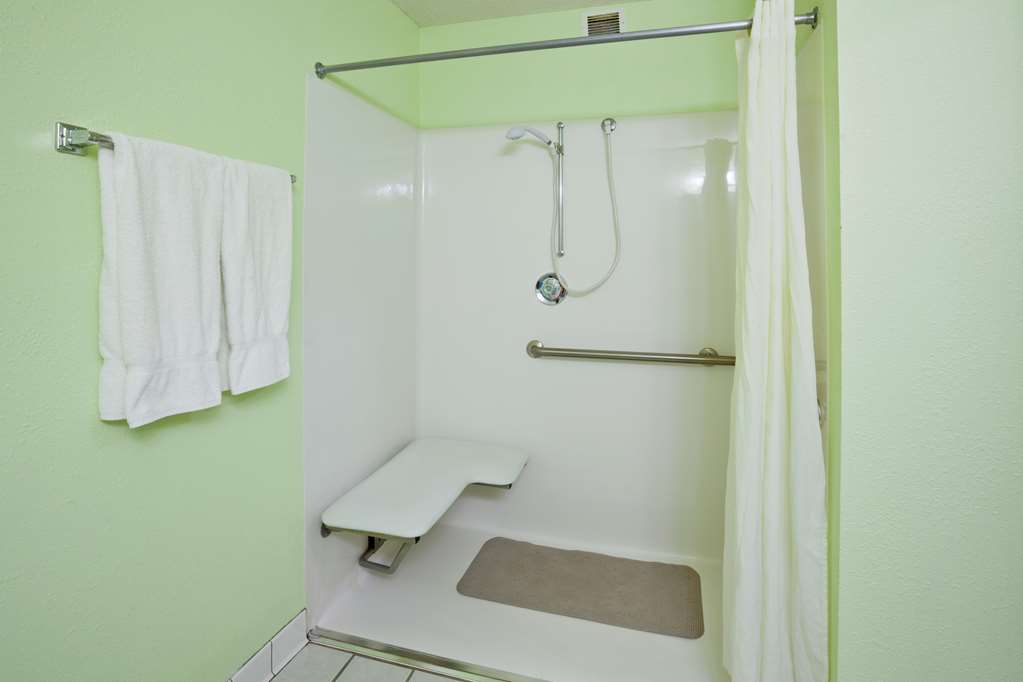 Grandstay Hotel and Suites - photo 9