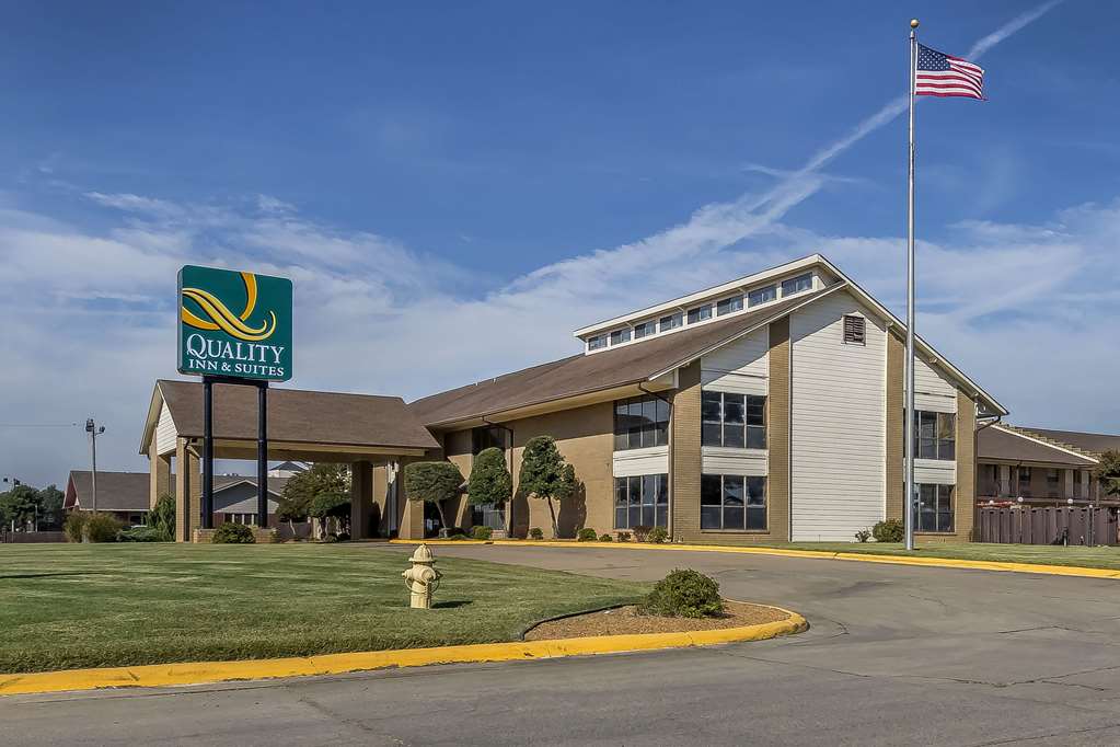 Quality Inn & Suites Stuttgart North - featured photo
