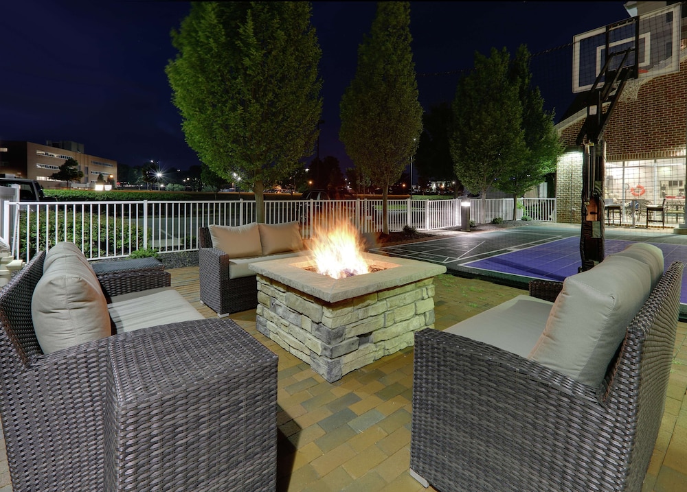Homewood Suites by Hilton Hagerstown - photo 76