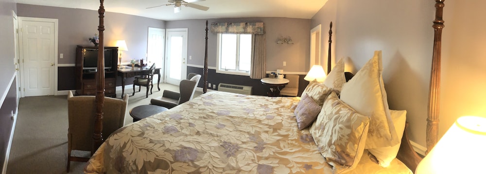 Boxwood Lodge - photo 7