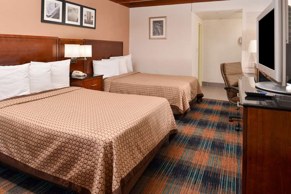 Americas Best Value Inn Augusta Historic Downtown - photo 14