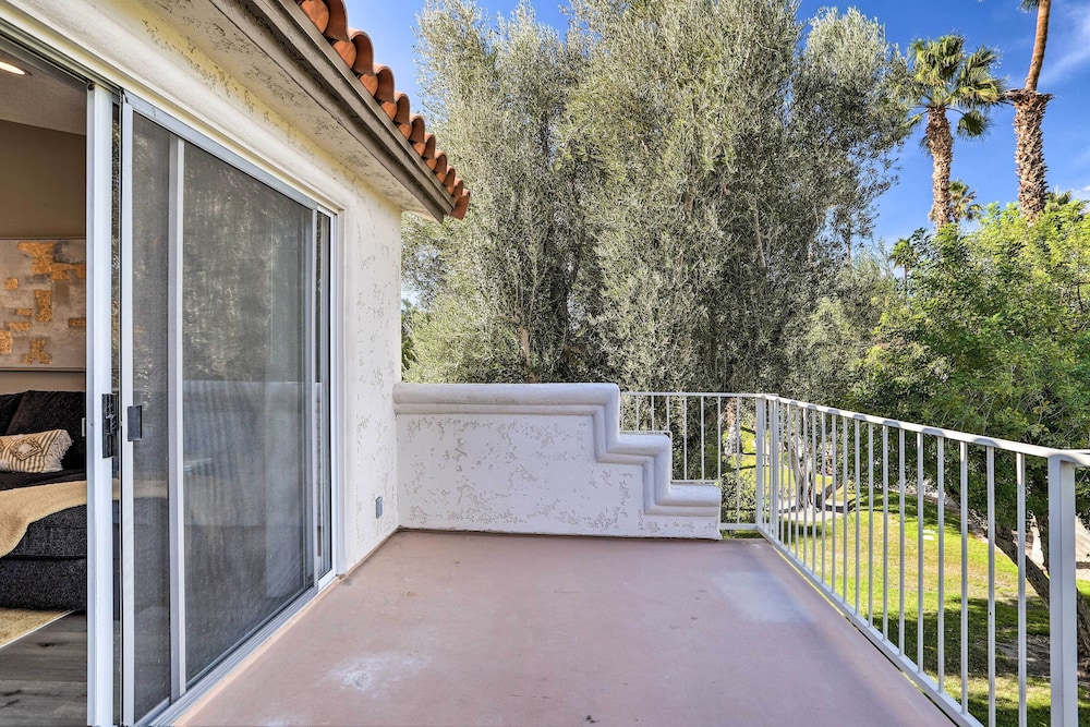 Chic Palm Desert Condo with Resort Style Amenities - photo 23