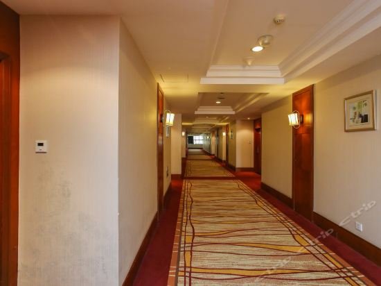 Yihe International Hotel — 4-Star Luxury Hotel in Enshi, People's Republic of China
