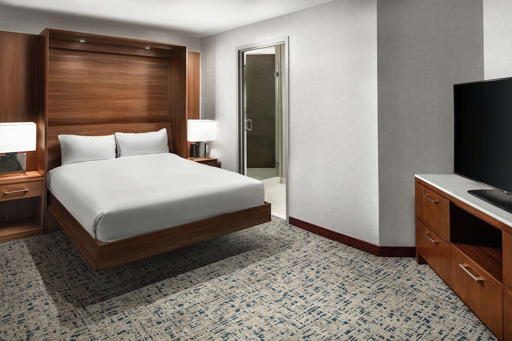 Hilton Boston Logan Airport - photo 21