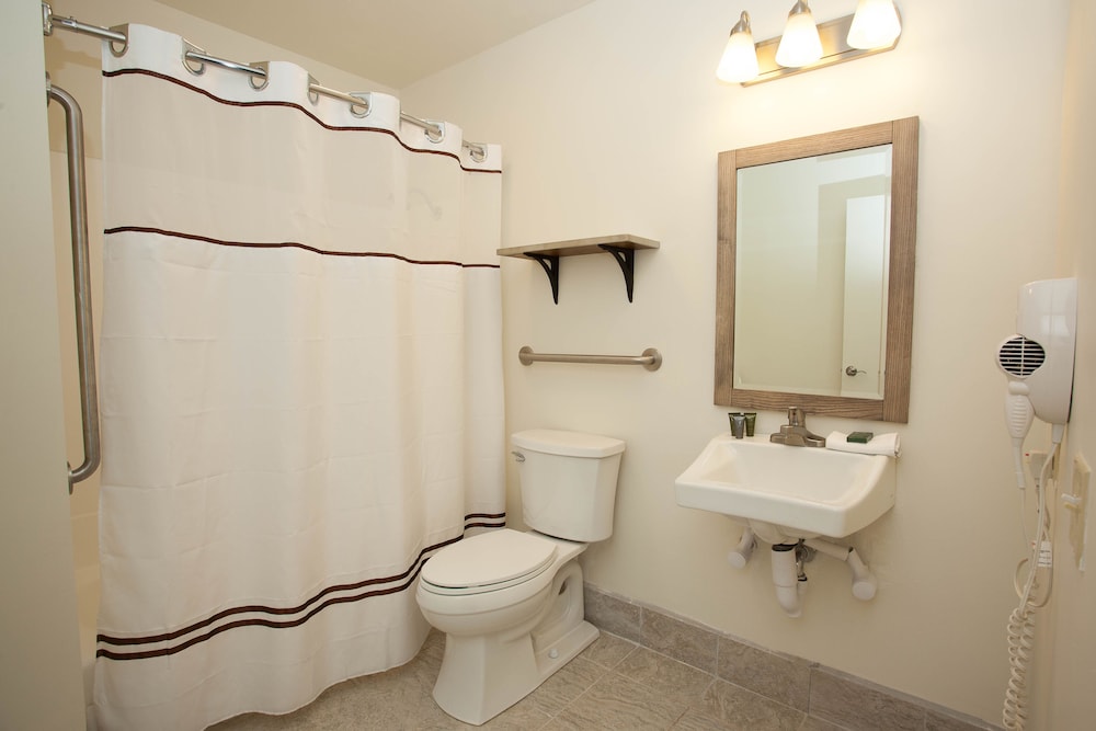 Hotel Focus Sfo - photo 16