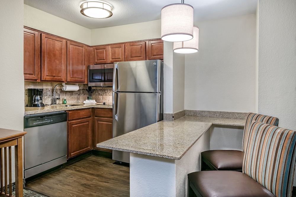 Staybridge Suites Round Rock by IHG - photo 8