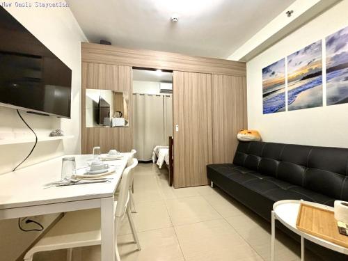 New Oasis Staycation Shore 2 — 4-Star Luxury Hotel in Manila, Philippines