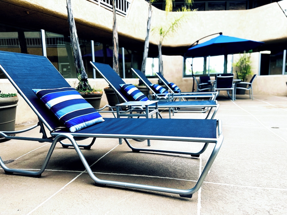The Pacific Inn - photo 25