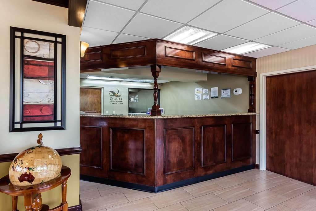 Quality Inn & Suites Mooresville Lake Norman - photo 4