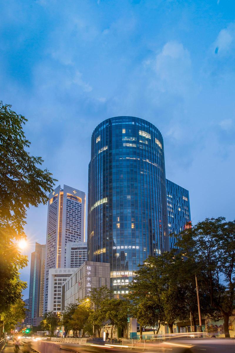 Crystal Orange Hotel Nanjing Xinjiekou Center — 4-Star Luxury Hotel in Nanjing, People's Republic of China