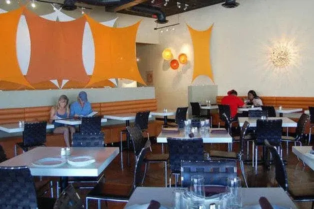 Regency Inn & Suites Memphis Airport - photo 4