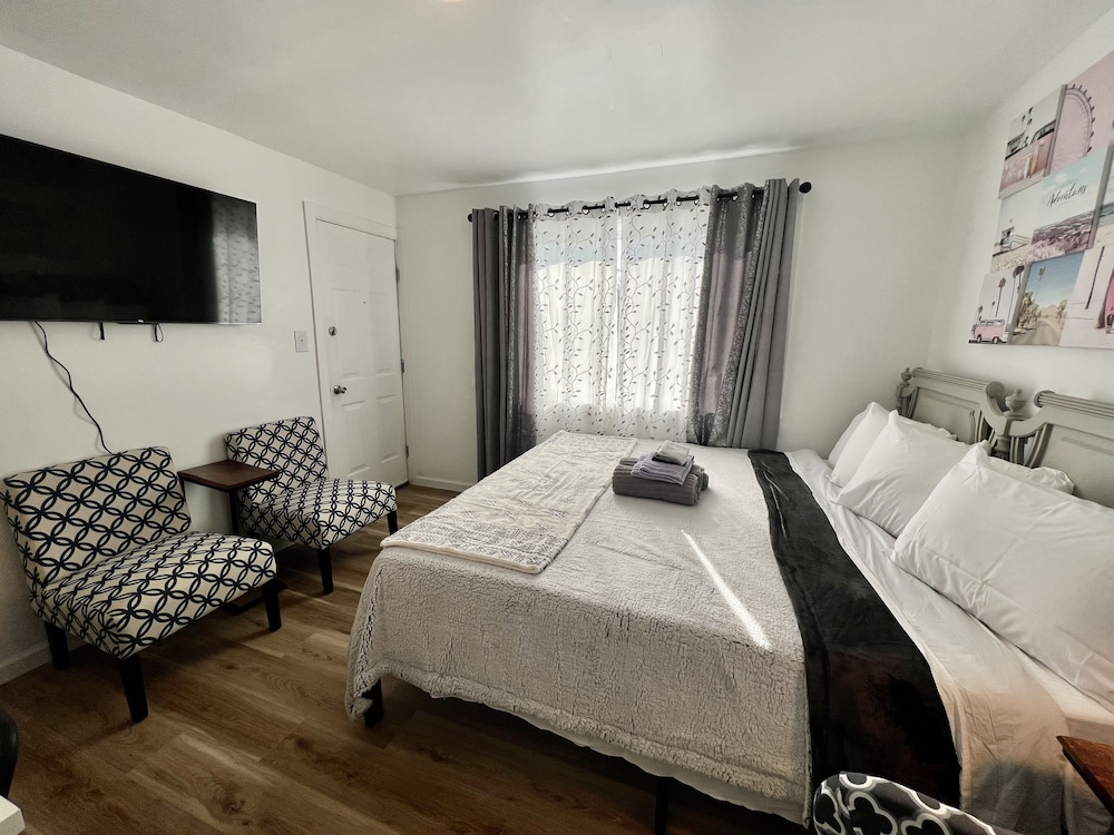 Cobmin Ridge Motel - photo 20