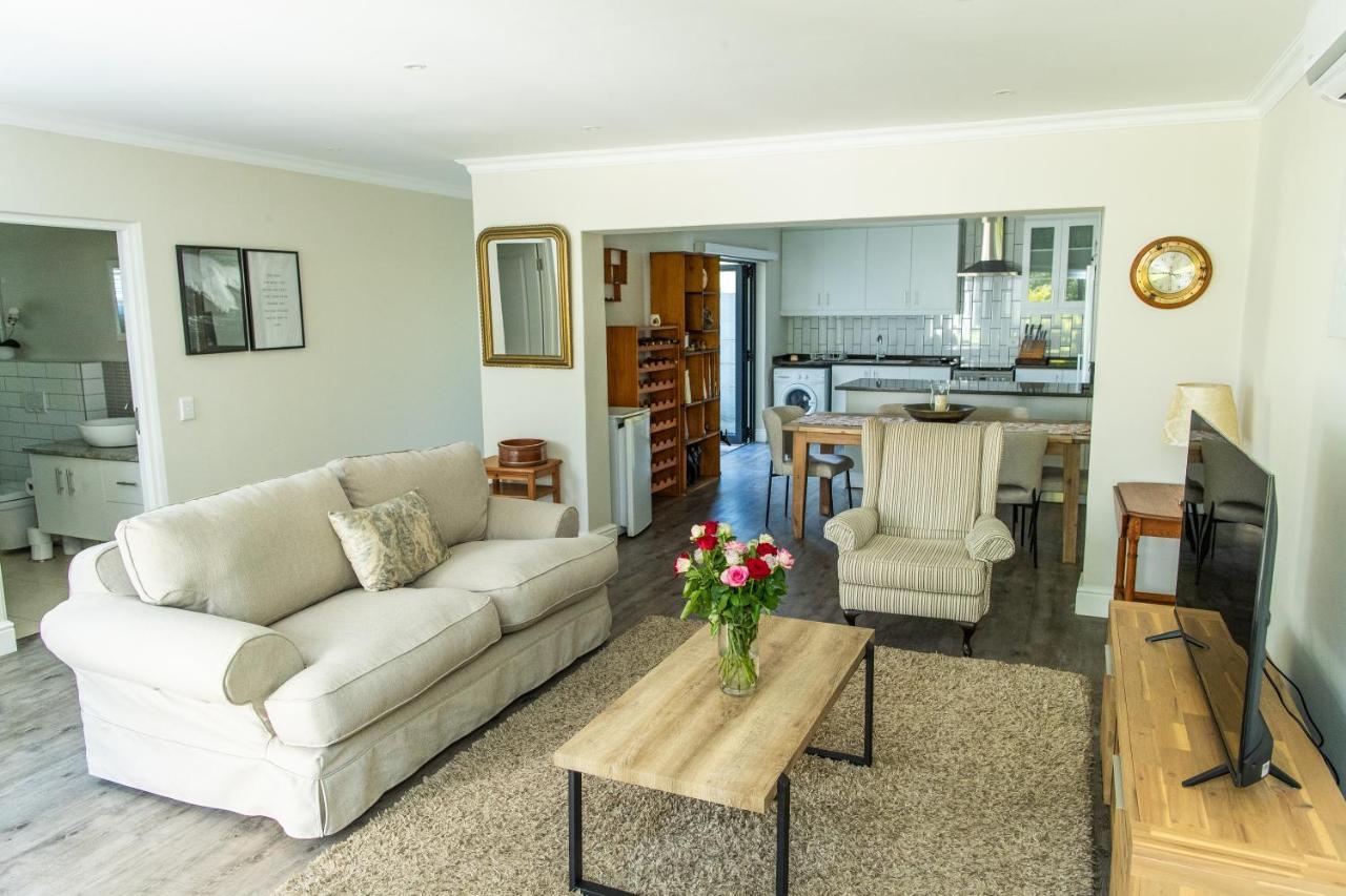 Bella Casa Luxury 2 Bedroom Apartment