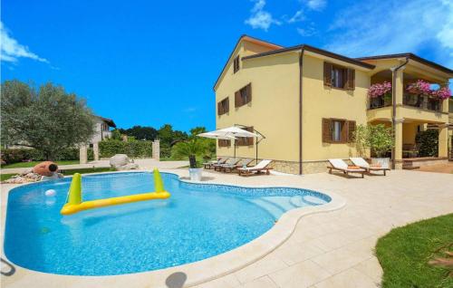 Nice Apartment In Visnjan With Wifi — 4-Star Luxury Hotel in Visignano, Croatia
